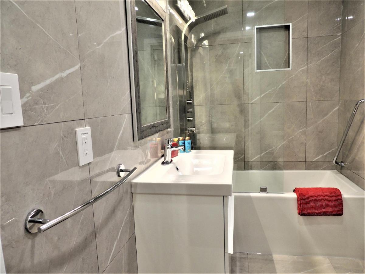 Iresidence In Toronto - Fantastic Vacation Home Exteriör bild